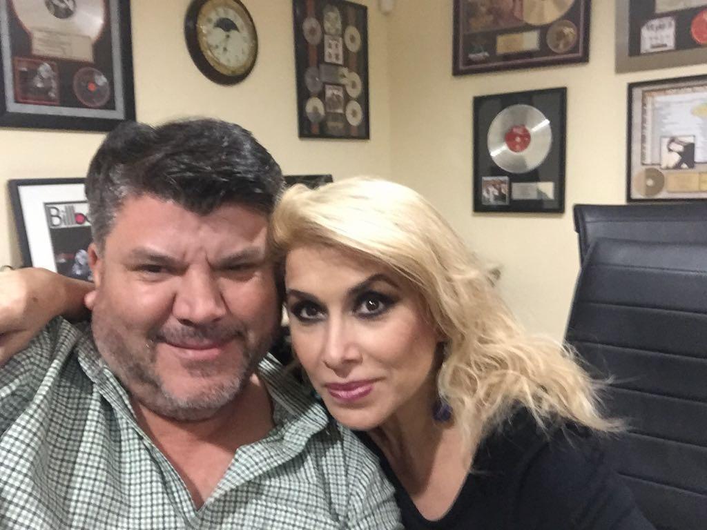Dulce, La Cantante!