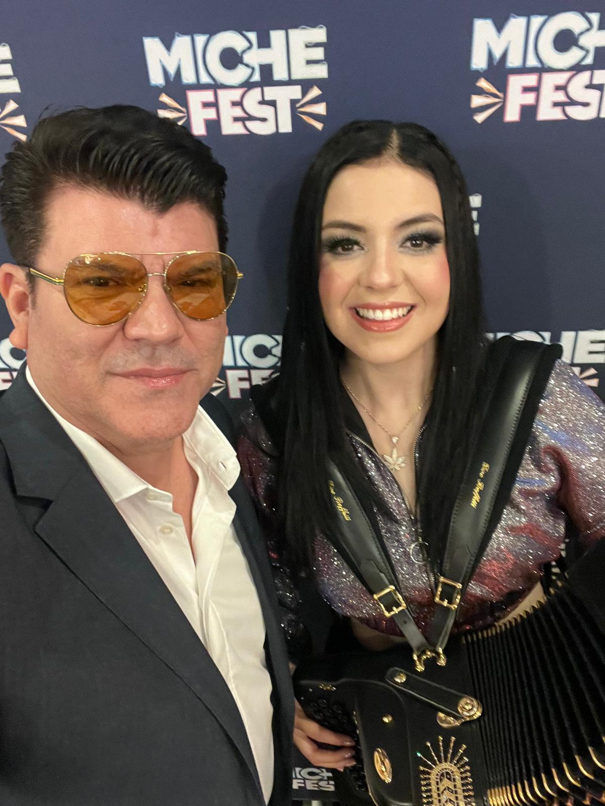 Janeth Valenzuela "La Reina del Acordeón "